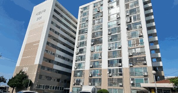 전북특별자치도 군산시 산북동 3551 시영아파트 201동 6층608호 아파트 경매 물건 이미지