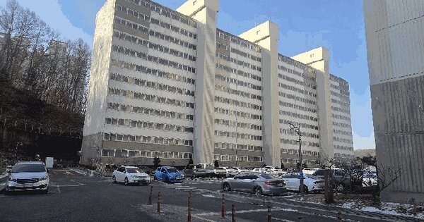충청남도 천안시 동남구 목천읍 신계리 127-2 천안목천협성엠파이어 102동 1층117호 아파트 경매 물건 이미지