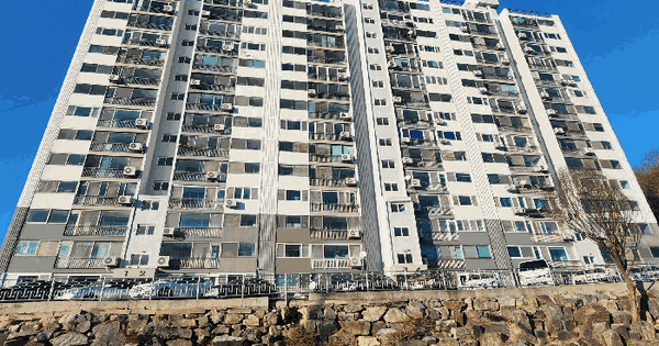 충청남도 예산군 예산읍 향천리 176-1 충일아파트  7층702호 아파트 경매 물건 이미지
