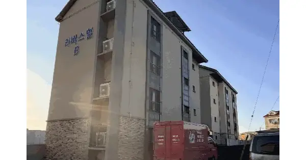 제주특별자치도 제주시 내도동 307-1 리버스힐 제비동 제1층 제101호 다세대주택 경매 물건 이미지