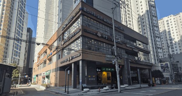 부산광역시 연제구 연산동 1361-9 시청역에스케이뷰 근린생활시설  1층117호 근린상가 경매 물건 이미지