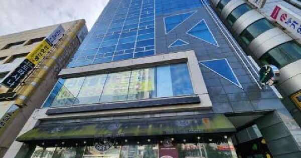 부산광역시 중구 남포동4가 11-4 주건축물제1동  4층401호 위락시설 경매 물건 이미지