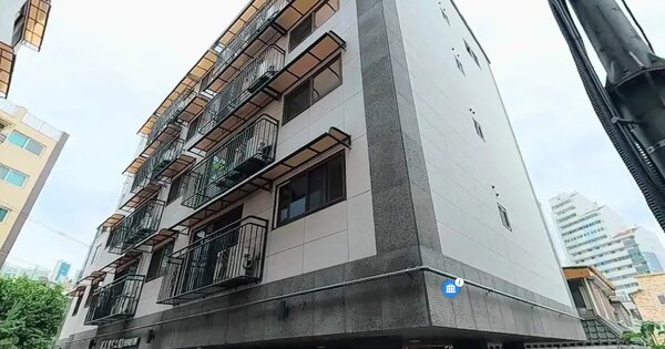서울특별시 성북구 정릉동 202-4 에이치케이팰리스 103동 3층 302호 연립주택 경매 물건 이미지