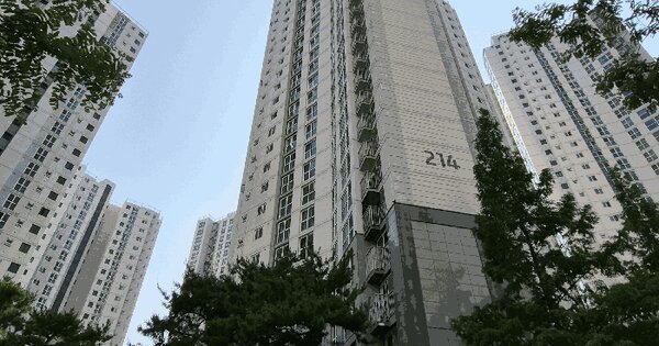 경기도 안양시 만안구 안양동 1393 래미안안양메가트리아 214동 6층601호 미지정 경매 물건 이미지