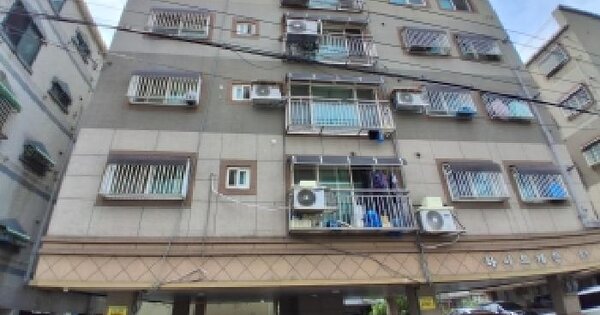경기도 부천시 소사구 괴안동 1-10 하이트캐슬 비동 3층303호 미지정 경매 물건 이미지