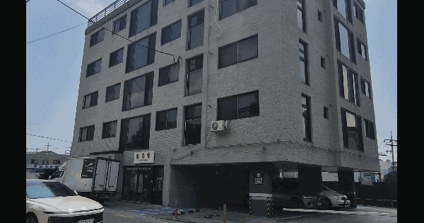 인천광역시 서해구 석남동 327-3 에프에이치브라운 101동 3층302호 미지정 경매 물건 이미지