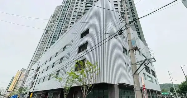 대구광역시 수성구 두산동 999 수성레이크푸르지오 근린생활시설동 1층0132호 아파트 경매 물건 이미지