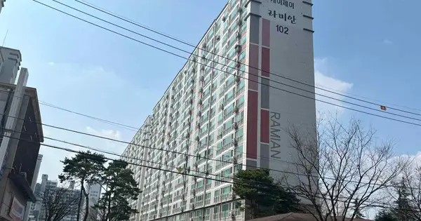 전북특별자치도 전주시 덕진구 송천동1가 805 케이제이라미안 102동 8층 806호 아파트 경매 물건 이미지