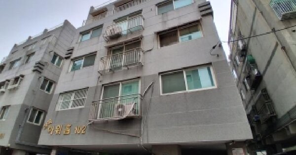 경기도 부천시 원미구 심곡동 328-17 아워홈 102동 3층 301호 도시형생활주택 경매 물건 이미지