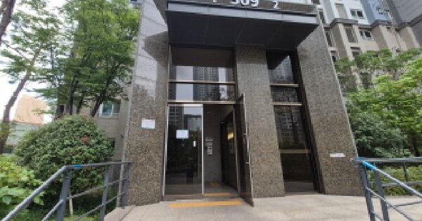 부산광역시 동래구 온천동 1853 동래래미안아이파크 309동 16층1602호 아파트 경매 물건 이미지