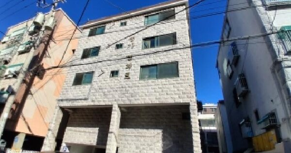 경기도 부천시 원미구 역곡동 109-8 성가빌라트  2층201호 다세대주택 경매 물건 이미지