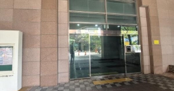 부산광역시 부산진구 부암동 63-3 서면쌍용스윗닷홈스카이 102동 13층1304호 아파트 경매 물건 이미지
