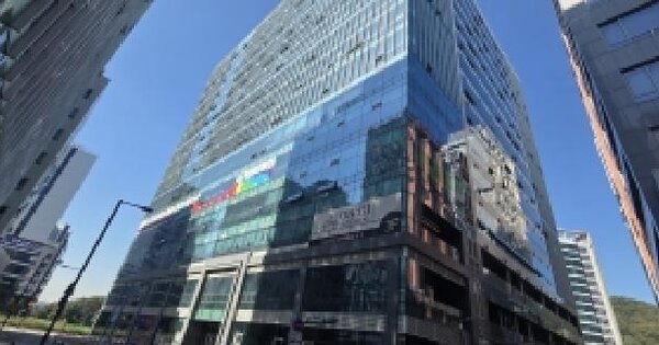 경기도 고양시 덕양구 향동동 523 디엠씨스타허브플러스  2층213호 근린상가 경매 물건 이미지