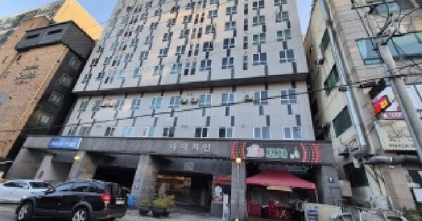 경기도 수원시 권선구 권선동 1018-8  8층805호 아파트 경매 물건 이미지